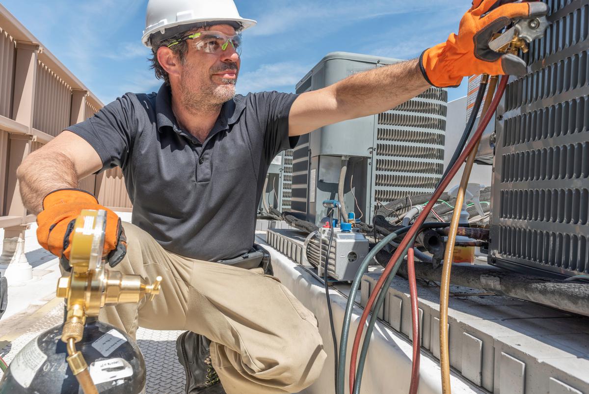 Trade School Tennessee: Building Skilled Workers for a Thriving Industry