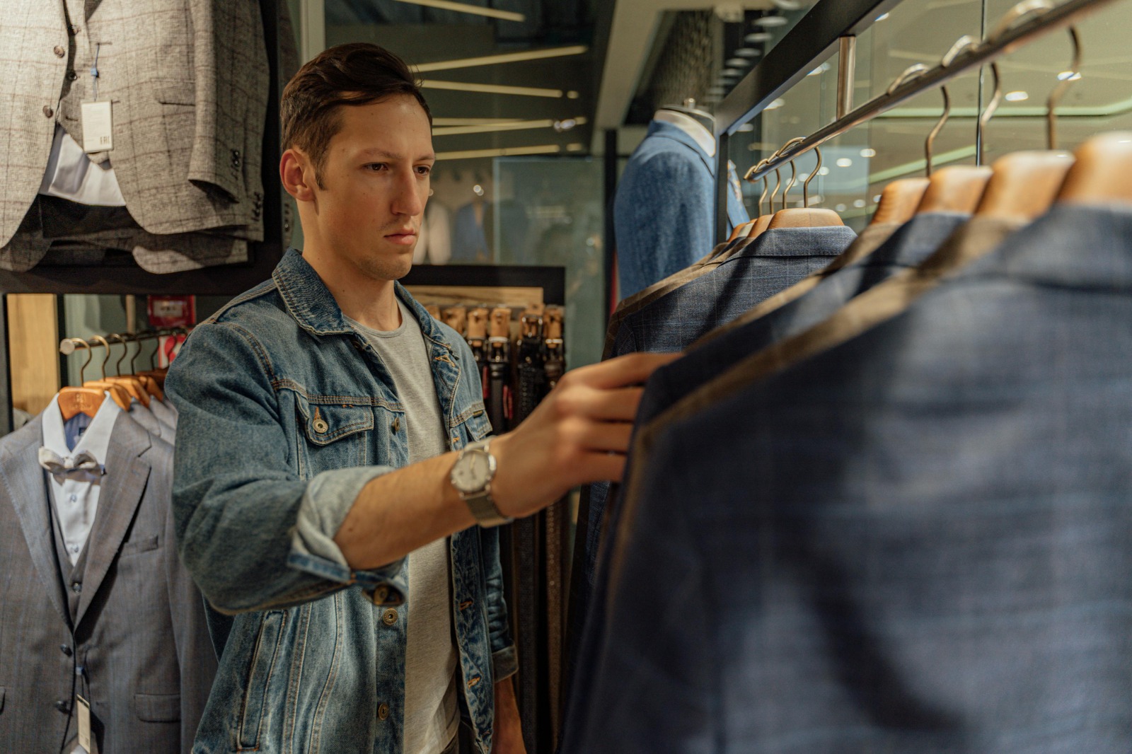 BESPOKE SUITS LOS ANGELES CRAFTED FOR INDIVIDUALITY