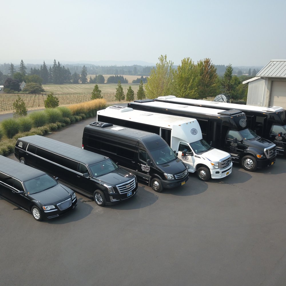 Luxury Limo Service Vancouver to Whistler – Book Online