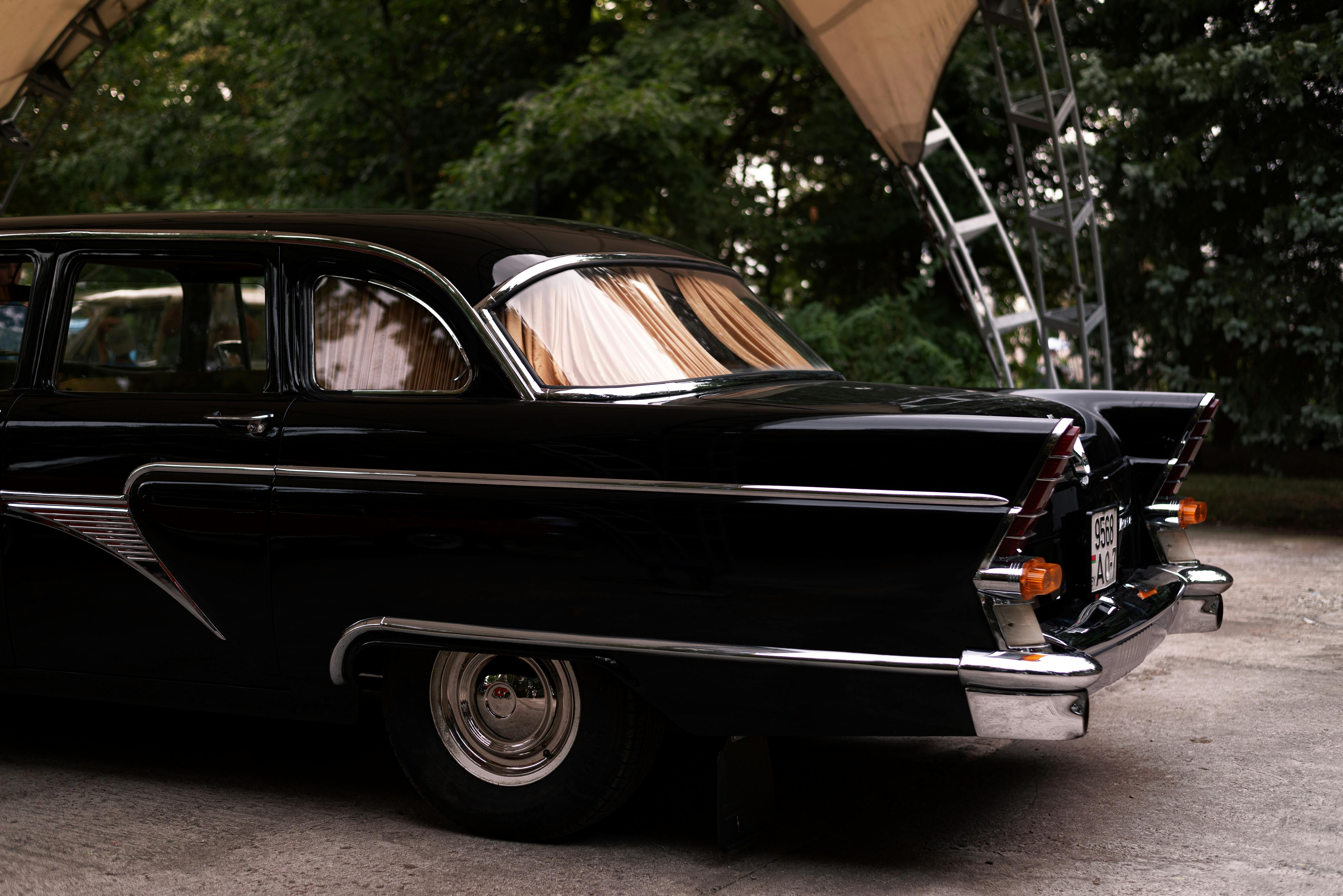 Premium VIP Transfers for Business &amp; Leisure — limo service Miami
