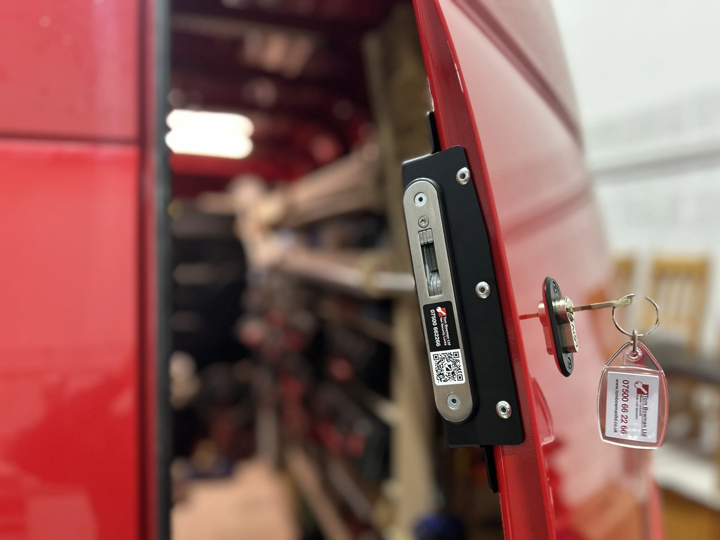 Sistemi di chiusura per furgoni: la soluzione definitiva per la sicurezza su strada